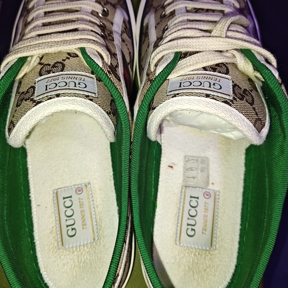 Gucci 1977 Monogram Sneakers with Red and Green Stripes - Picture 7 of 9